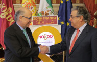Montoro y Zoido firman la constitución del Consorcio para la Zona Franca de Sevilla